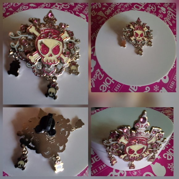 Disney Other - 🔥Disney Pirates Of The Caribbean Princess Skull Pin Collectible EUC